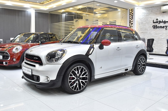 EXCELLENT DEAL for our Mini Countryman / John Cooper Works ( 2015 Model ) in Silver Color GCC Specs