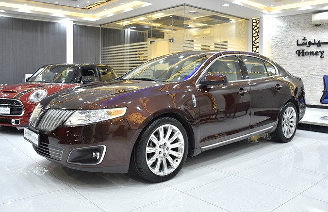 EXCELLENT DEAL for our Lincoln MKS ( 2009 Model ) in Brown Color GCC Specs