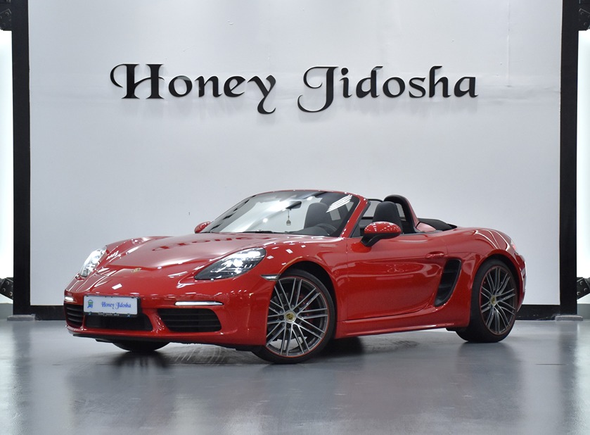 EXCELLENT DEAL for our Porsche 718 Boxster S 2.5L ( 2017 Model ) in Red Color GCC Specs