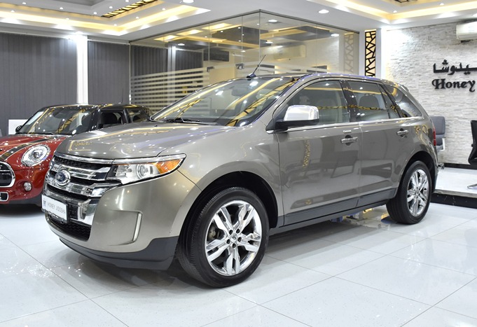 EXCELLENT DEAL for our Ford Edge Limited AWD ( 2014 Model ) in Grey Color GCC Specs